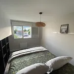 T2 Avec Parking, Loggia, Vue Puy De Dome Apartment *