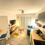 Appart T2 Avec Parking, Loggia, Vue Puy De Dome