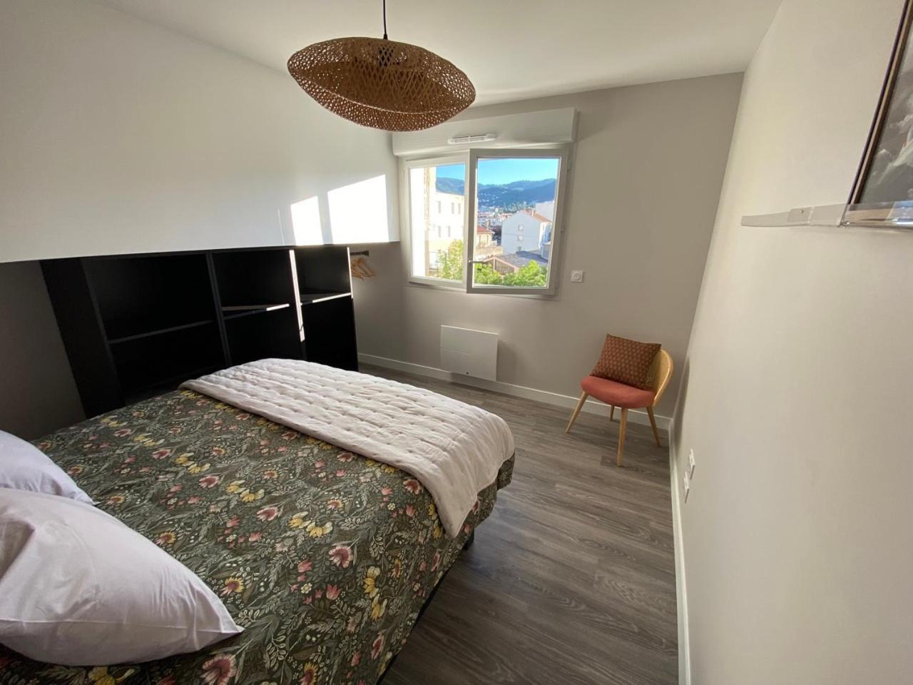 Apartment T2 Avec Parking, Loggia, Vue Puy De Dome